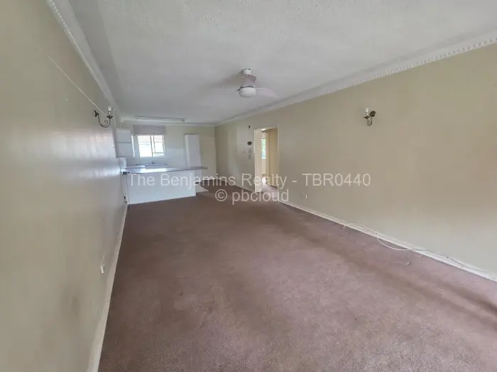 Flat/Apartment to Rent in Borrowdale, Harare