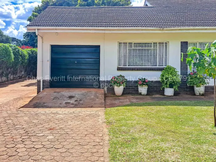 4 Bedroom House to Rent in Alexandra Park, Harare