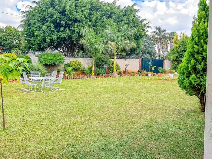 4 Bedroom House to Rent in Alexandra Park, Harare