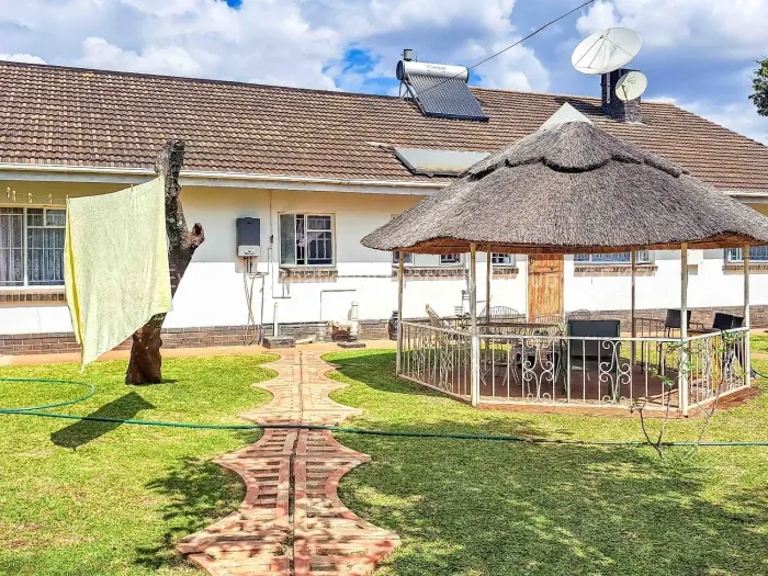 4 Bedroom House to Rent in Alexandra Park, Harare