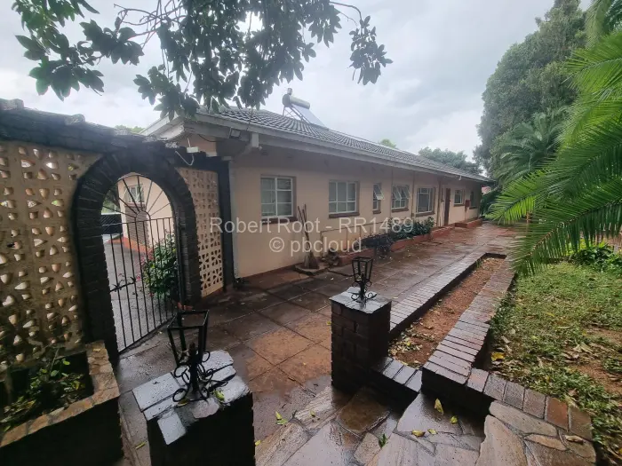 5 Bedroom House for Sale in Avondale, Harare