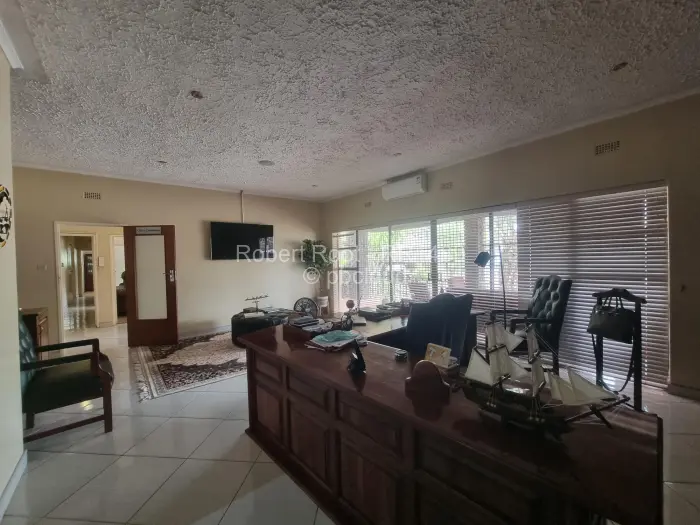 5 Bedroom House for Sale in Avondale, Harare