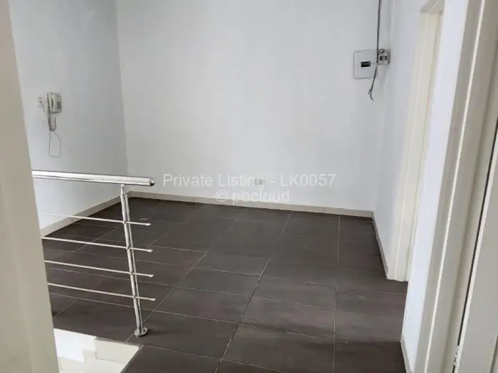 Townhouse/Cluster to Rent in Newlands, Harare