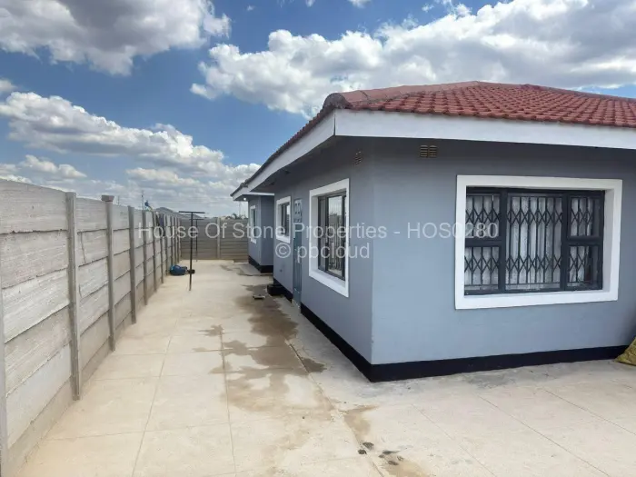 4 Bedroom House for Sale in Budiriro, Harare