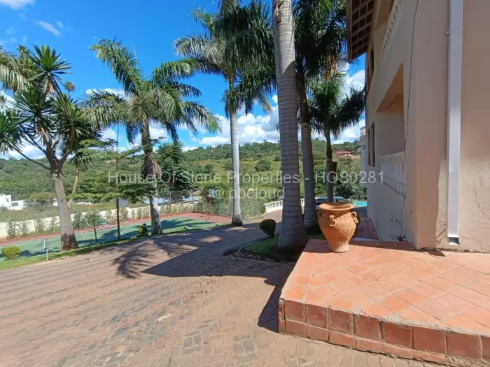 6 Bedroom House for Sale in Philadelphia, Harare