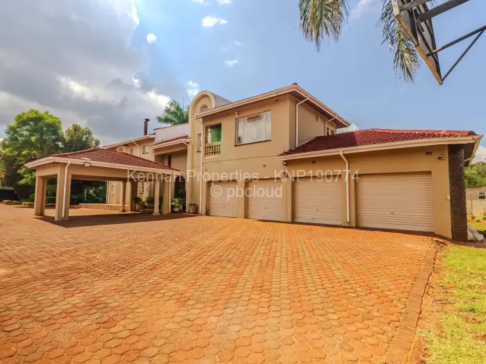 8 Bedroom House for Sale in Borrowdale, Harare