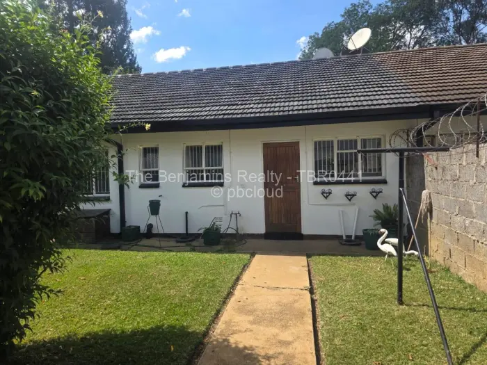 2 Bedroom Cottage/Garden Flat to Rent in Avondale