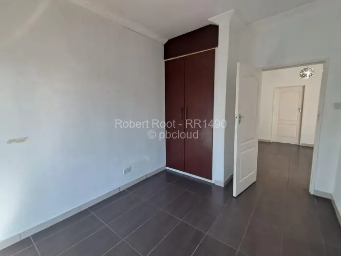 Townhouse/Cluster to Rent in Newlands, Harare