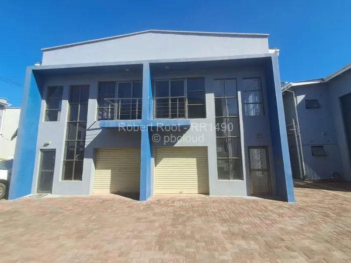 Townhouse/Cluster to Rent in Newlands, Harare