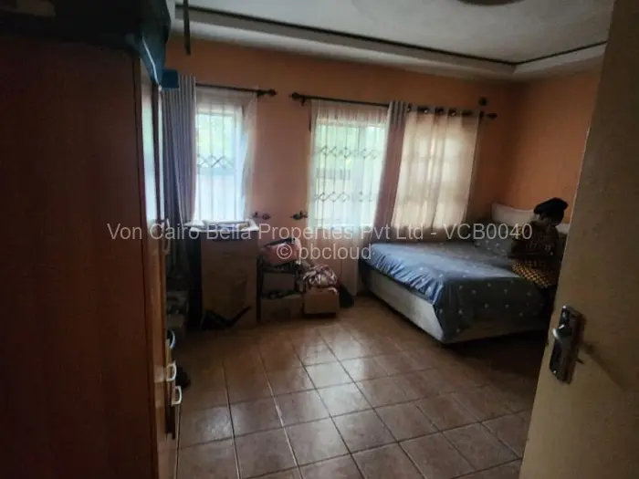 3 Bedroom House for Sale in Zimre Park, Harare