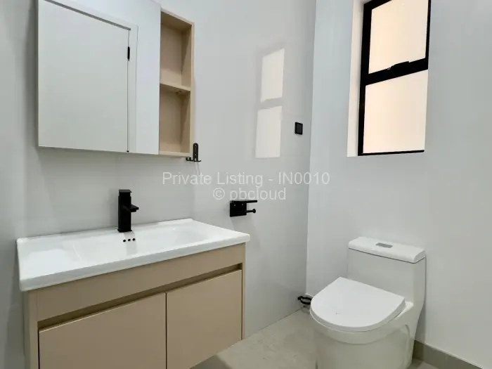 Townhouse/Cluster to Rent in Strathaven, Harare