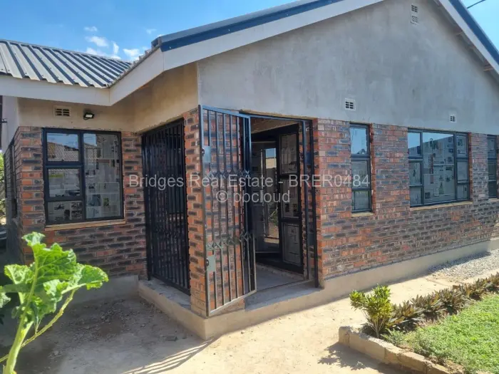 4 Bedroom House for Sale in Glen View, Harare