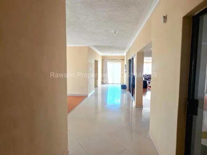 4 Bedroom House for Sale in Crowhill Views, Harare