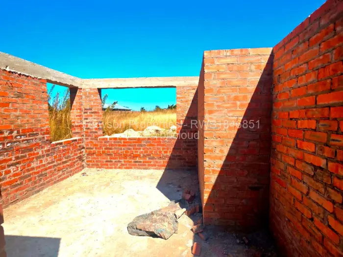 4 Bedroom House for Sale in Erasmus Park, Ruwa