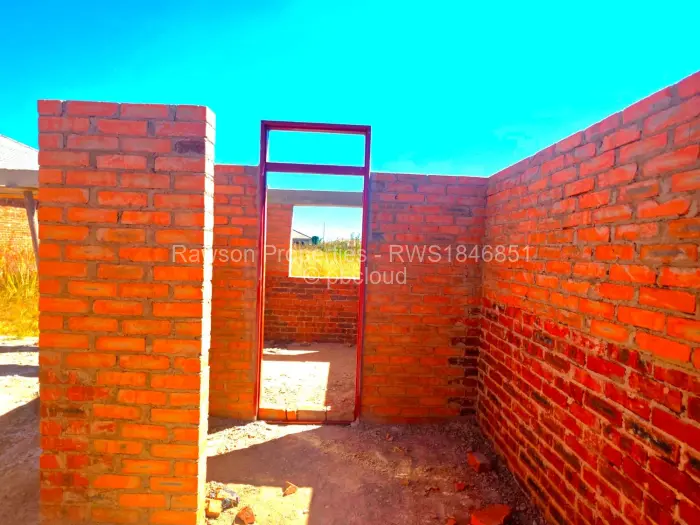 4 Bedroom House for Sale in Erasmus Park, Ruwa