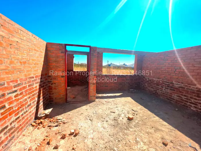 4 Bedroom House for Sale in Erasmus Park, Ruwa