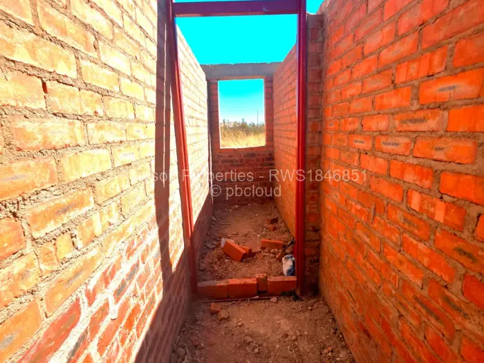 4 Bedroom House for Sale in Erasmus Park, Ruwa