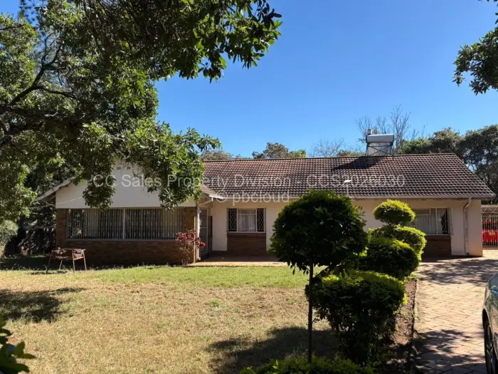 4 Bedroom House for Sale in Fortunes Gate, Bulawayo