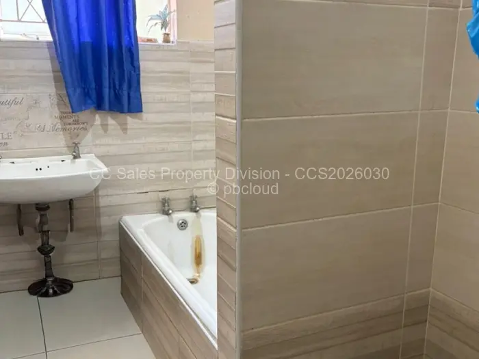 4 Bedroom House for Sale in Fortunes Gate, Bulawayo