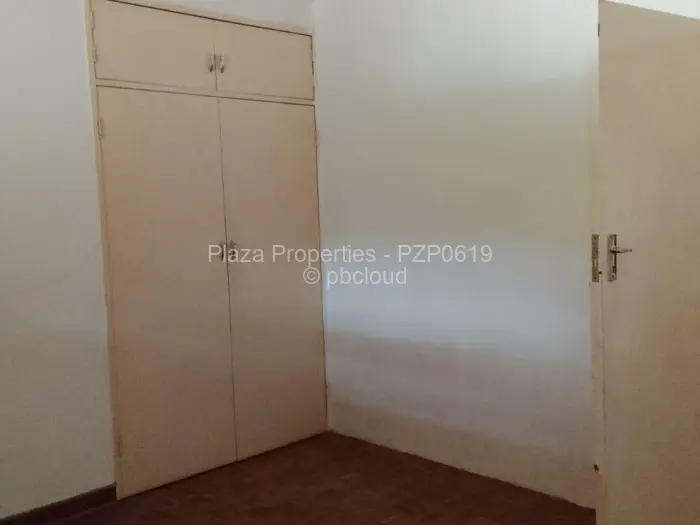 5 Bedroom House to Rent in Mount Pleasant