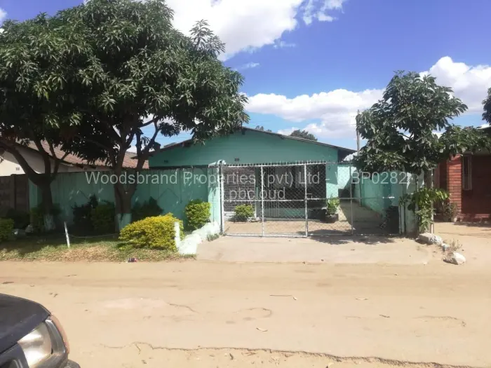 4 Bedroom House for Sale in Glen View, Harare