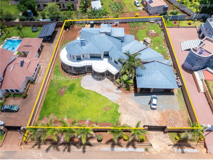 6 Bedroom House for Sale in Brookeview, Harare