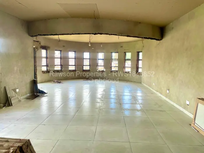 6 Bedroom House for Sale in Brookeview, Harare