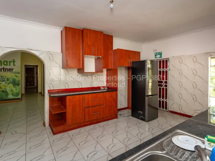 5 Bedroom House for Sale in Greendale North, Harare