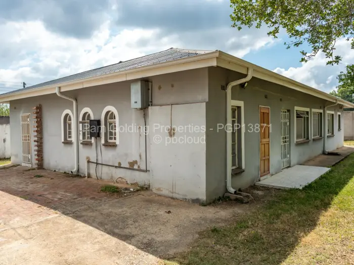 5 Bedroom House for Sale in Greendale North, Harare
