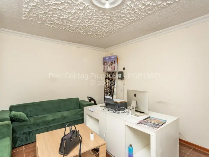 5 Bedroom House for Sale in Greendale North, Harare
