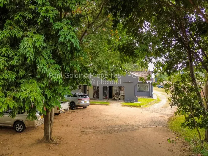 5 Bedroom House for Sale in Greendale North, Harare