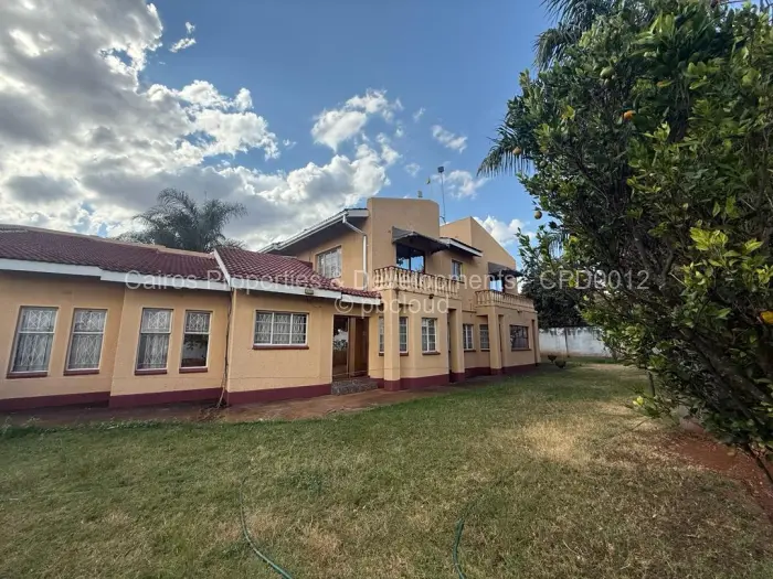 5 Bedroom House to Rent in Mount Pleasant Heights