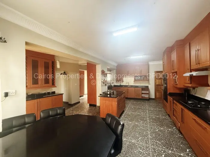 5 Bedroom House to Rent in Mount Pleasant Heights