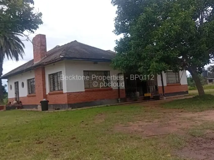 3 Bedroom House for Sale in Woodville, Bulawayo