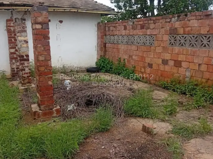 3 Bedroom House for Sale in Woodville, Bulawayo