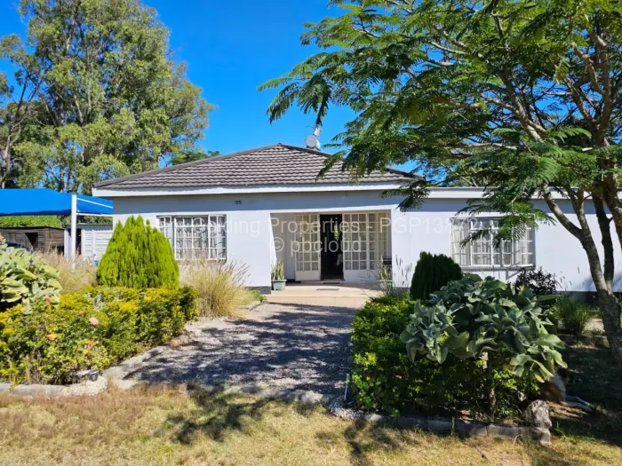 3 Bedroom House for Sale in Burnside, Bulawayo