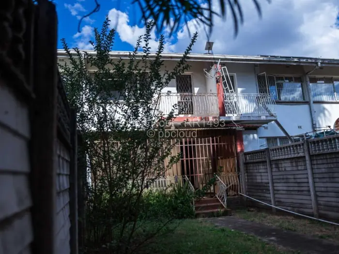 Flat/Apartment for Sale in Kensington, Harare