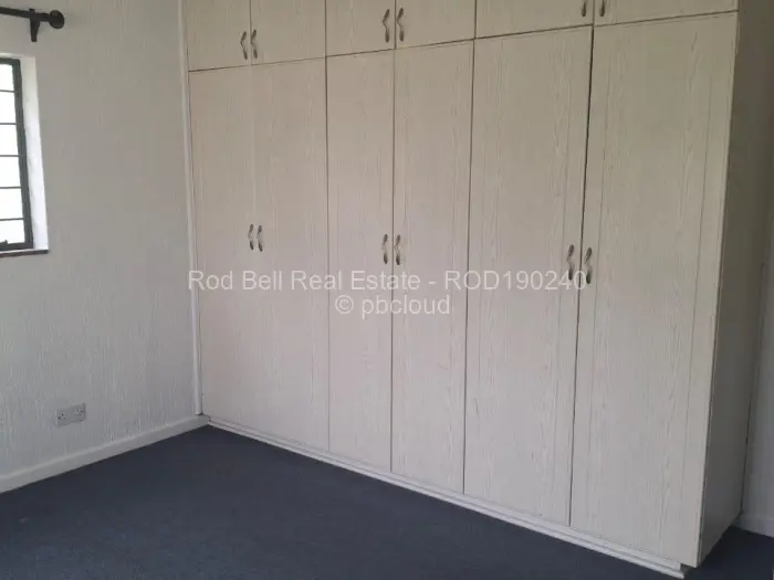 3 Bedroom Cottage/Garden Flat to Rent in Greendale North