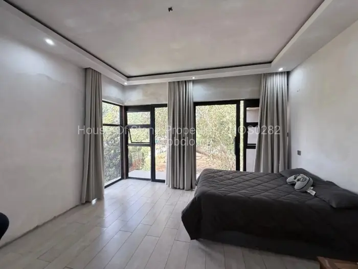 8 Bedroom House for Sale in Rolf Valley, Harare