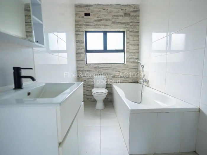 3 Bedroom House for Sale in Mabvazuva Estates, Ruwa