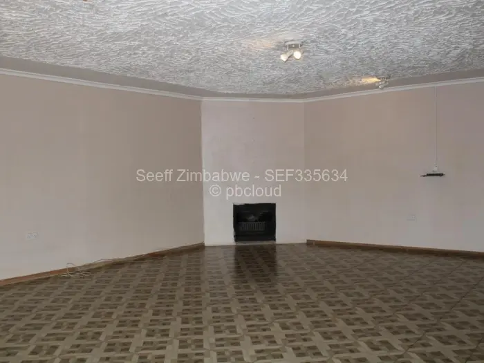4 Bedroom House to Rent in Emerald Hill, Harare