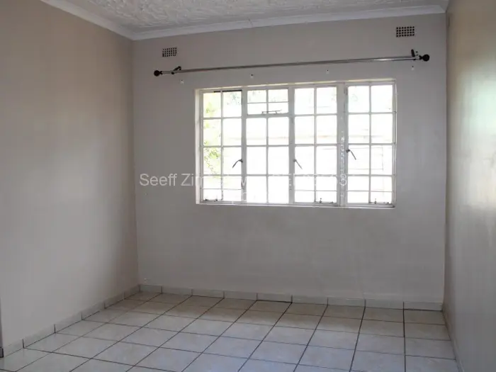 4 Bedroom House to Rent in Emerald Hill, Harare