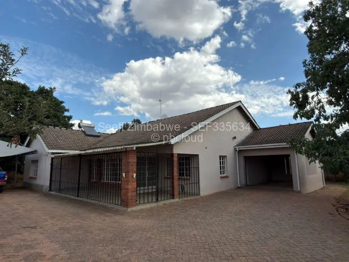 4 Bedroom House to Rent in Emerald Hill, Harare