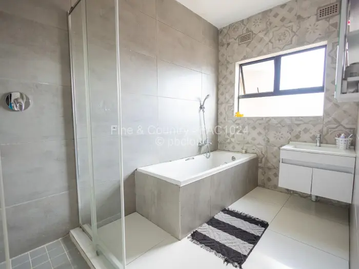 3 Bedroom House for Sale in Mabvazuva Estates, Ruwa
