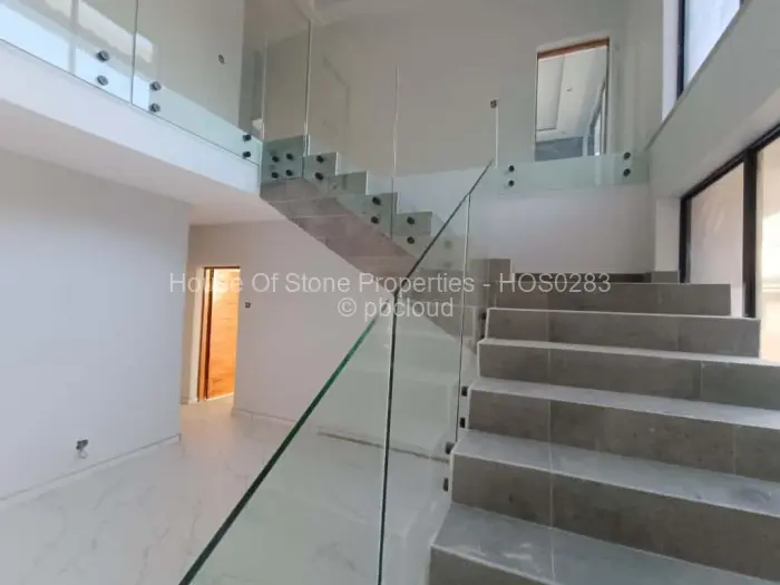 Townhouse/Cluster for Sale in Highlands, Harare