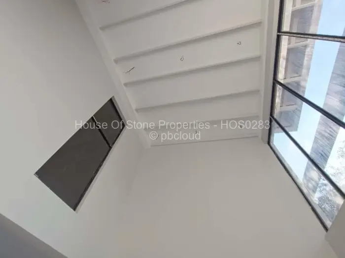 Townhouse/Cluster for Sale in Highlands, Harare