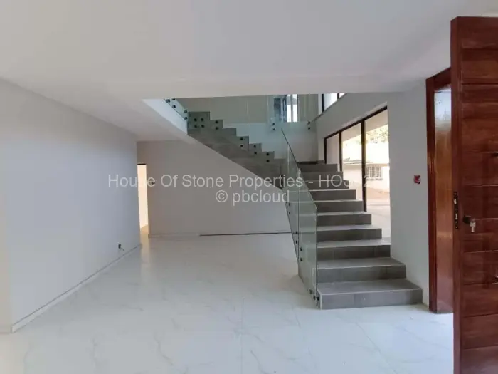 Townhouse/Cluster for Sale in Highlands, Harare