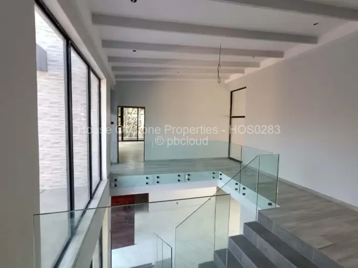 Townhouse/Cluster for Sale in Highlands, Harare