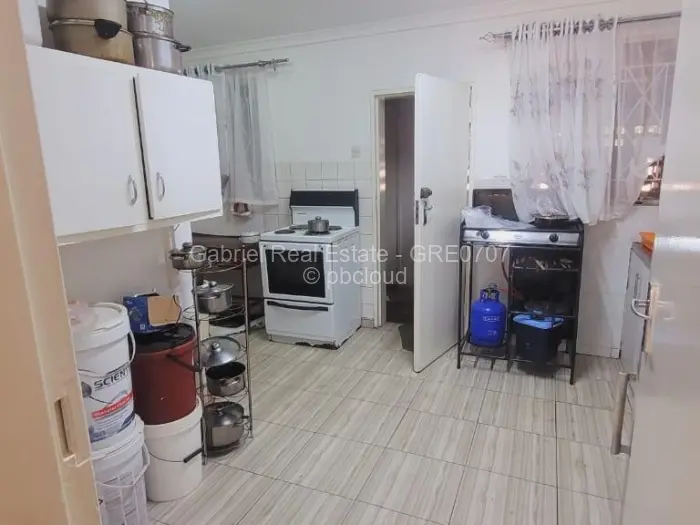 4 Bedroom House for Sale in Kariba, Kariba