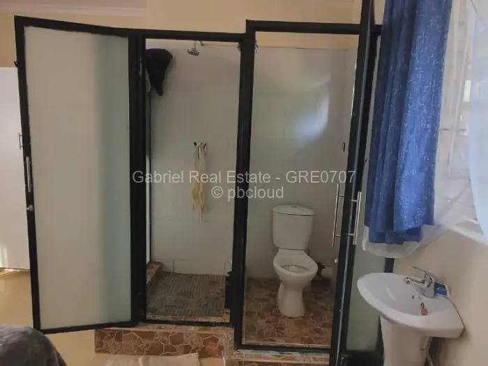 4 Bedroom House for Sale in Kariba, Kariba
